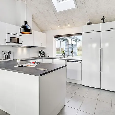5 Star In Idestrup * Bøtø By