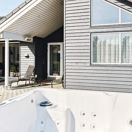 5 Star Holiday Home In Idestrup Tatil Evi